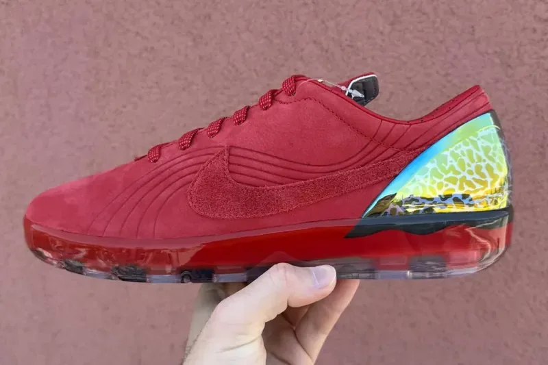 Jordan Brand Infuses Chicago Bulls Heritage Into the Nike Cryoshot Mercurial Vapor 1